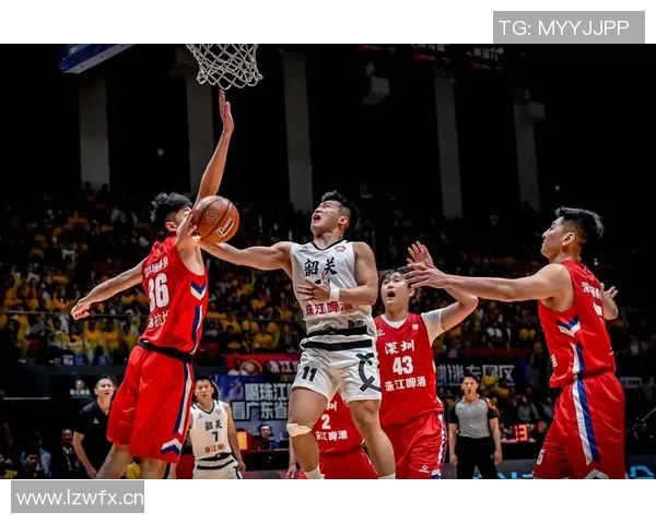 河南没有CBA球队但有足球队：河南体育产业的多元化发展